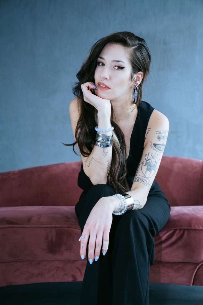 V SOCIETY TATTOO STUTTGART STUDIO FINELINE